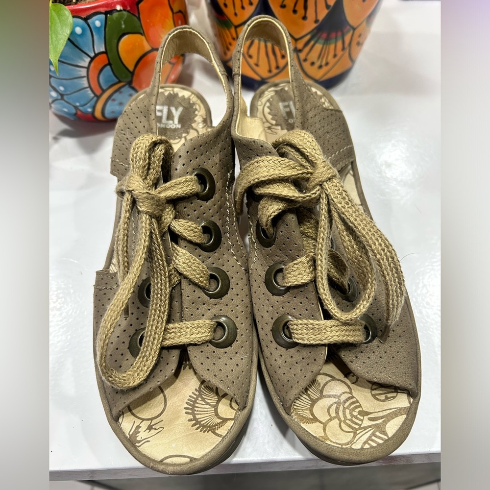 Fly London Yiva Lace Up Wedge Sandals / Taupe/Size 39/8.5 approximate